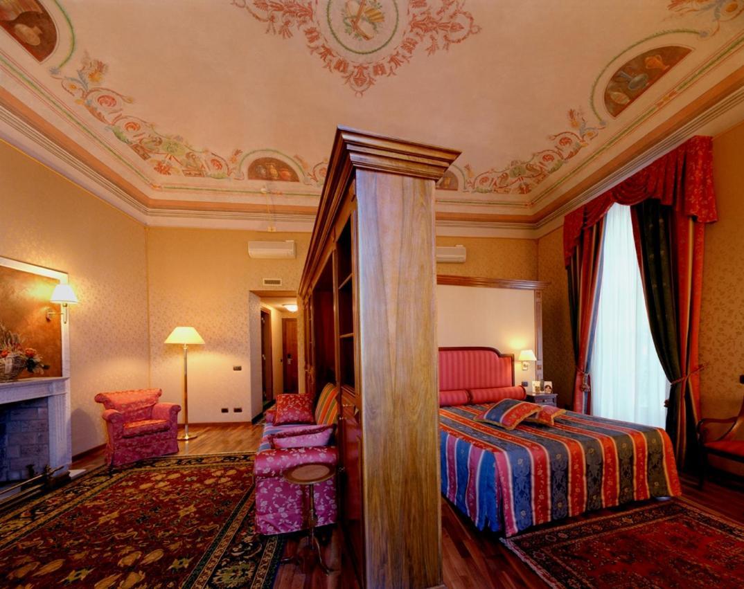 Phi Hotel Principe Cuneo Zimmer foto